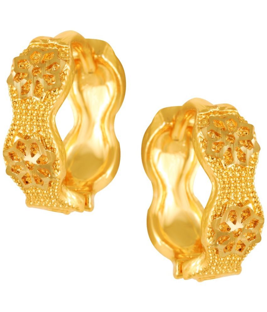     			VIVASTRI Golden Clip-Ons Earrings ( Pack of 1 )