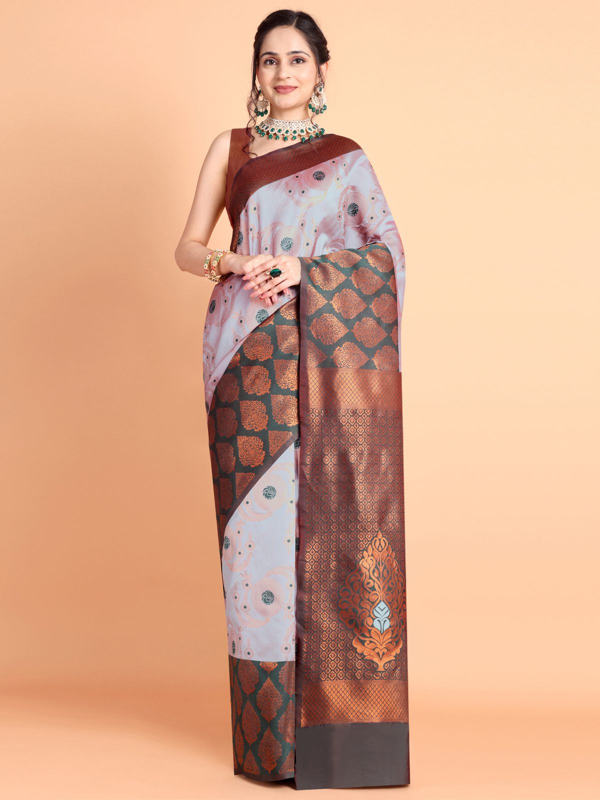     			Taslar Silk Blend Embellished Saree With Blouse Piece - Grey ( Pack of 1 )