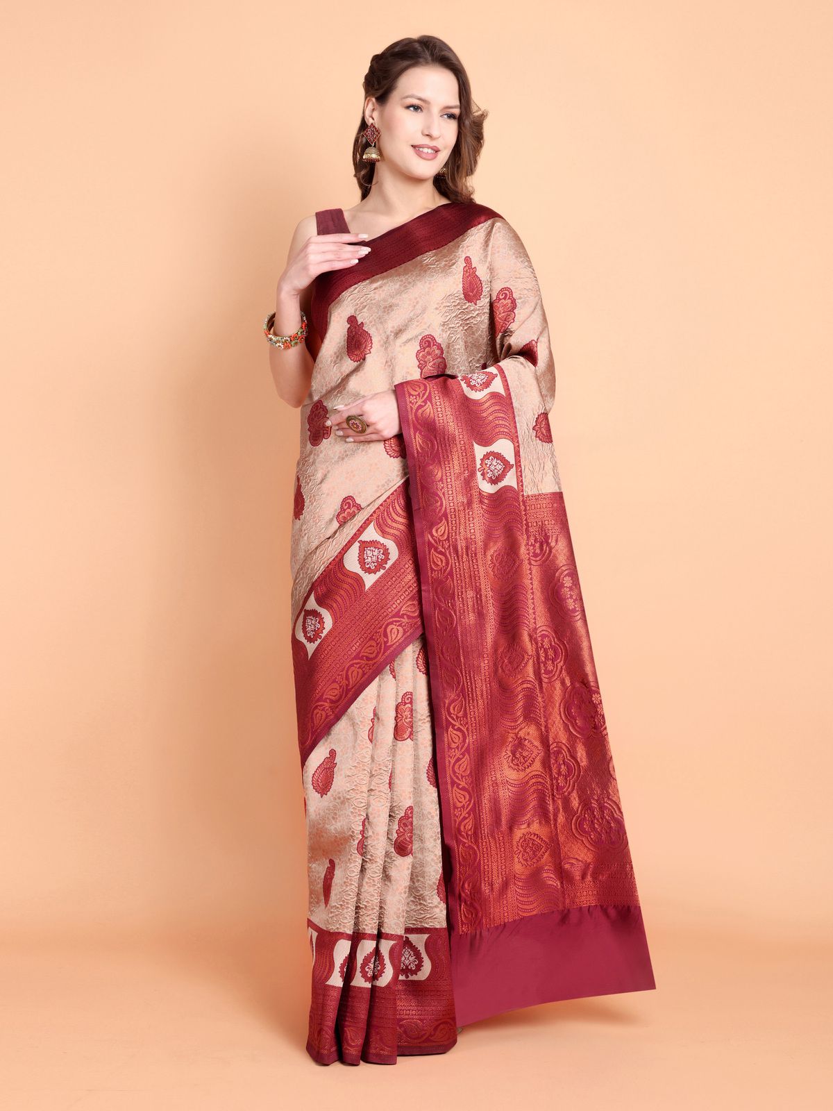     			Taslar Silk Blend Embellished Saree With Blouse Piece - Beige ( Pack of 1 )