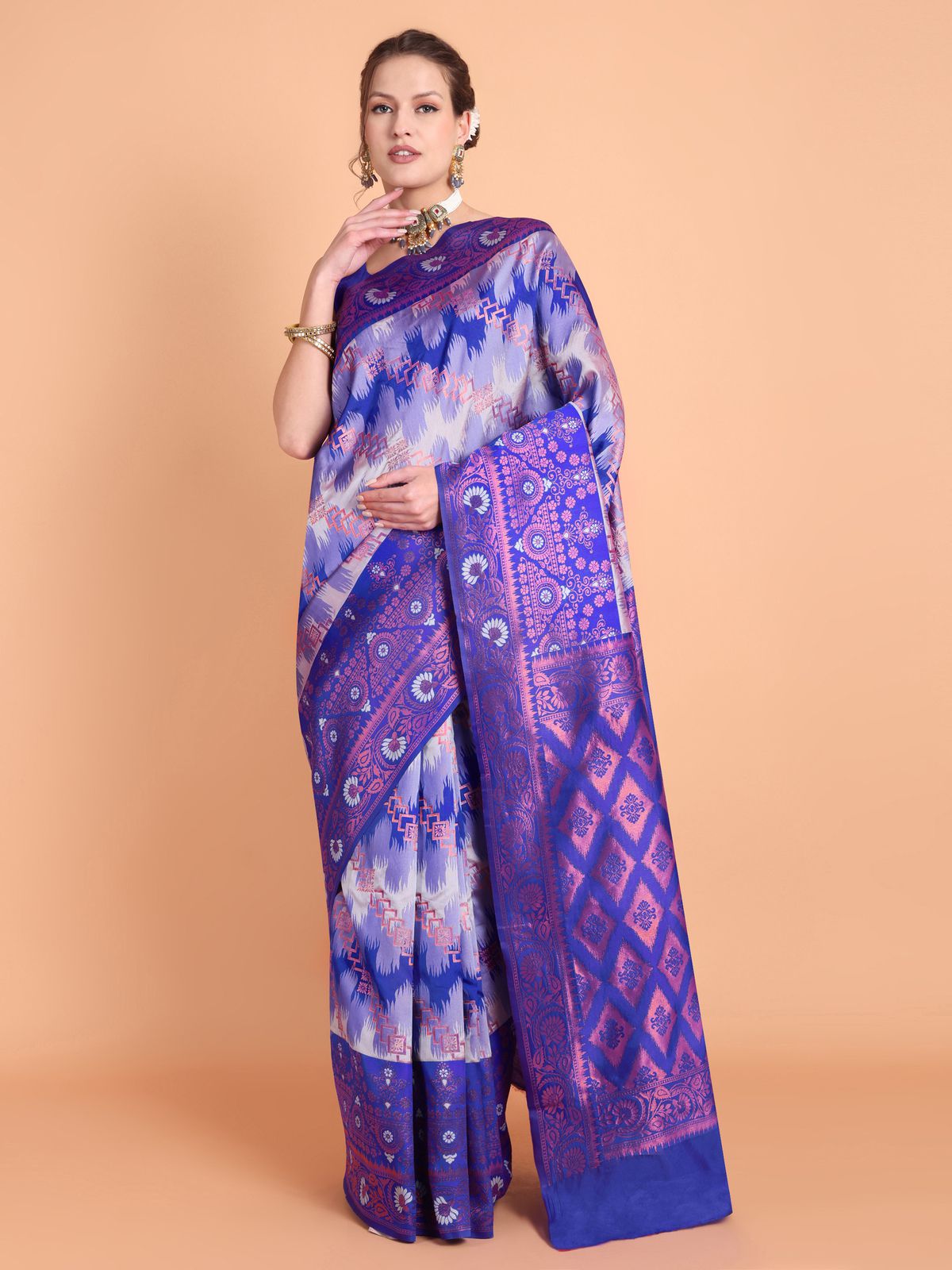     			Taslar Silk Blend Embellished Saree With Blouse Piece - Purple ( Pack of 1 )