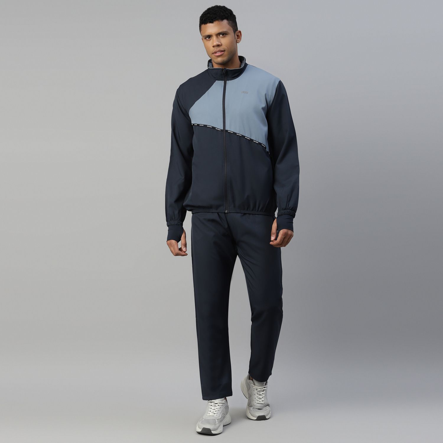     			Dida Sportswear Navy Polyester Regular Fit Colorblock Men's Sports Tracksuit ( Pack of 1 )