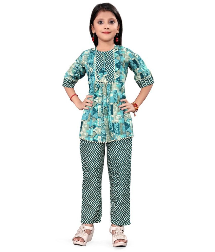     			Dutt Creation Pack of 1 Girls Cotton Blend Kurti With Pants ( Blue )