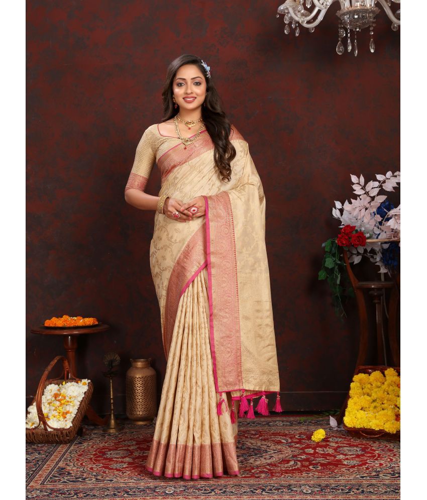     			OFLINE SELCTION Silk Blend Woven Saree With Blouse Piece - Cream ( Pack of 1 )