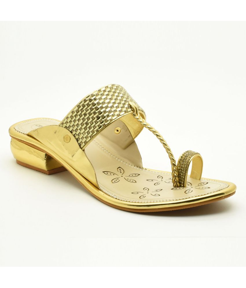     			Hardwood Gold Women's Flats