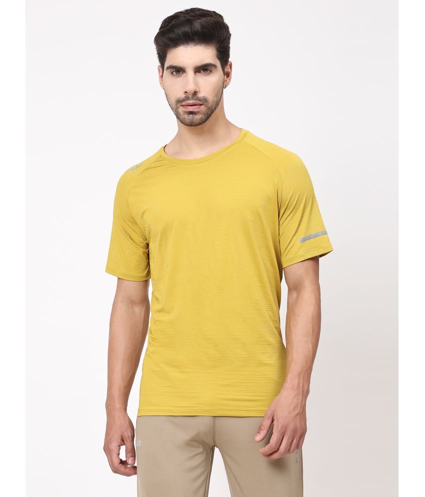     			Dida Sportswear Yellow Polyester Regular Fit Men's Sports T-Shirt ( Pack of 1 )