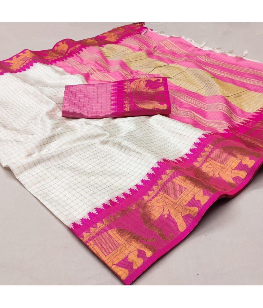     			Aika Banarasi Silk Embellished Saree With Blouse Piece - Pink ( Pack of 1 )