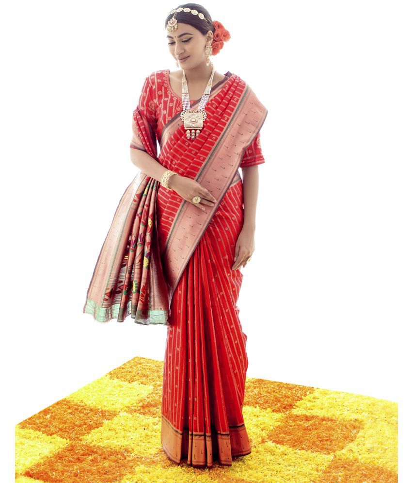    			Samah Art Silk Woven Saree With Blouse Piece - Red ( Pack of 1 )