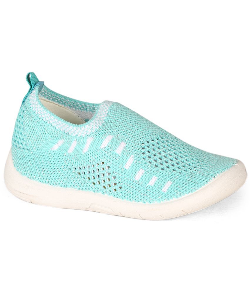     			Bubble Gummers by BATA - Turquoise Girl's Sneakers ( 1 Pair )