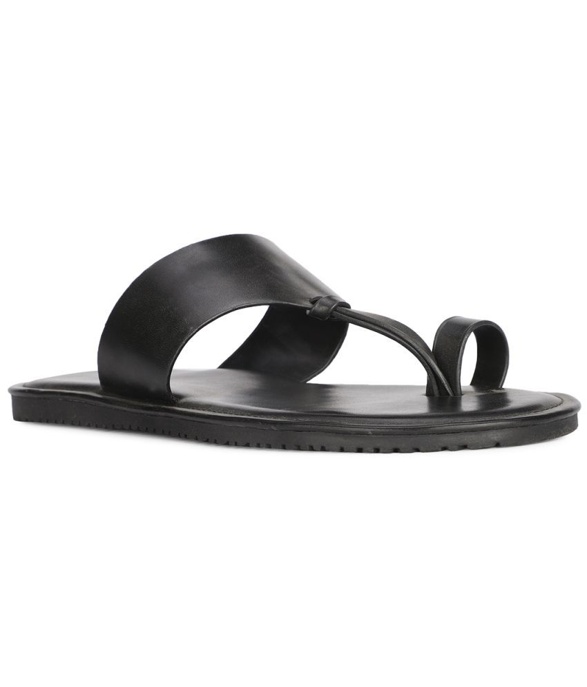     			Bata - Black Men's Sandals