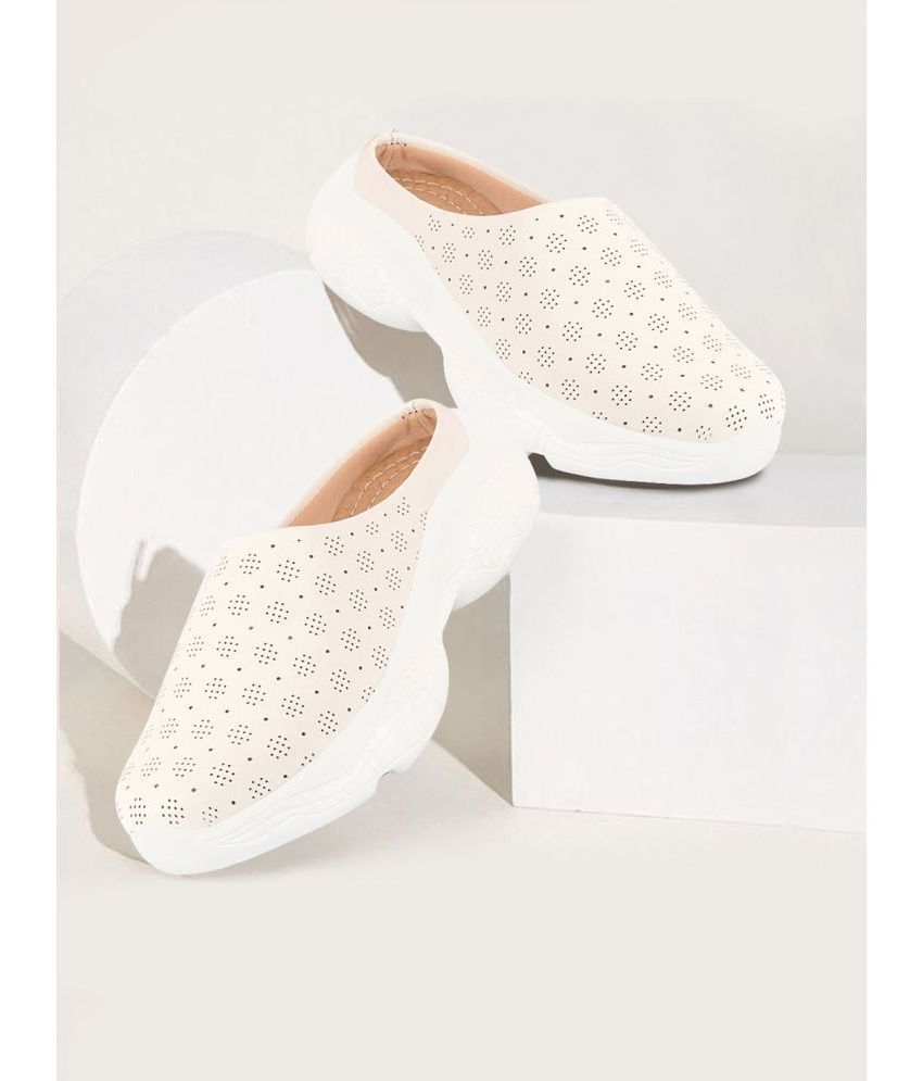     			Fausto White Women's Mules Shoes