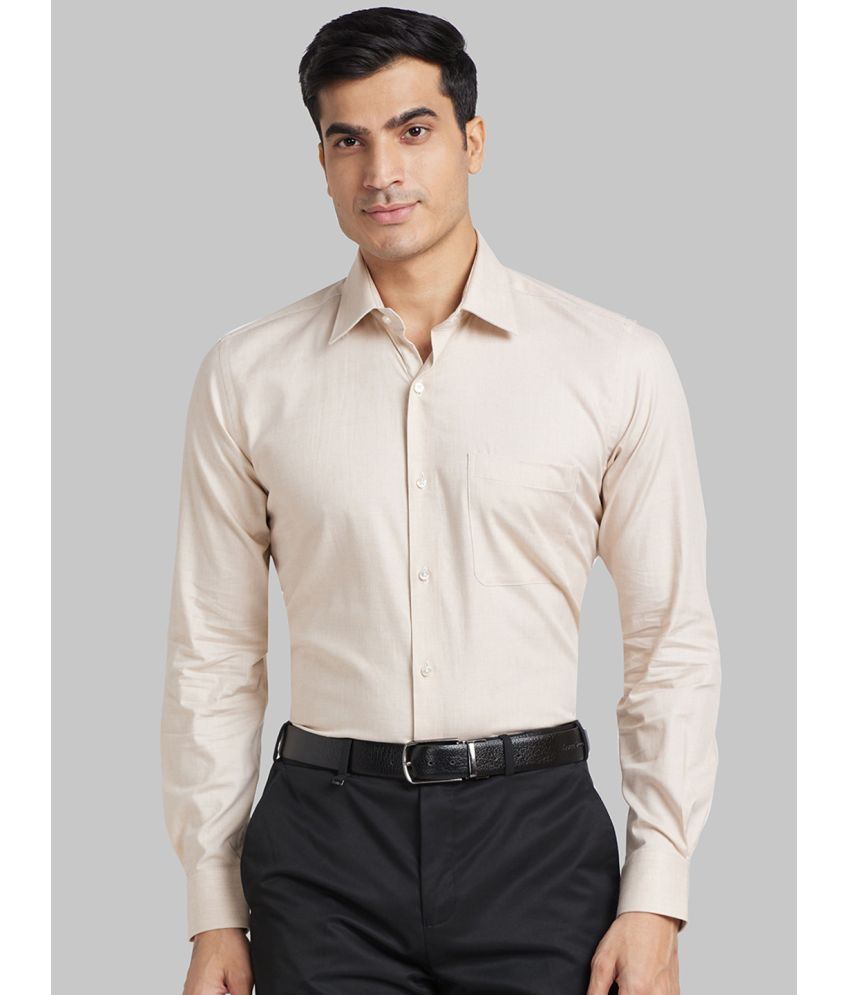     			Raymond Cotton Blend Regular Fit Full Sleeves Men's Formal Shirt - Beige ( Pack of 1 )