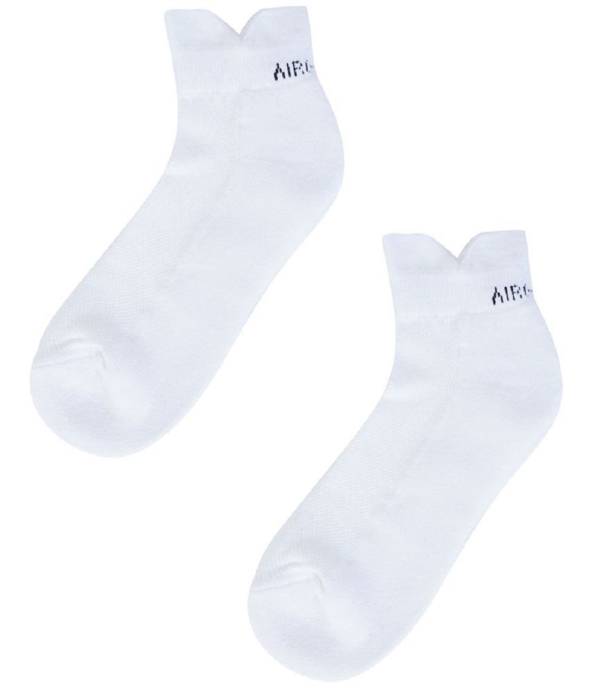     			AIR GARB Cotton Men's Solid White Low Cut Socks ( Pack of 2 )