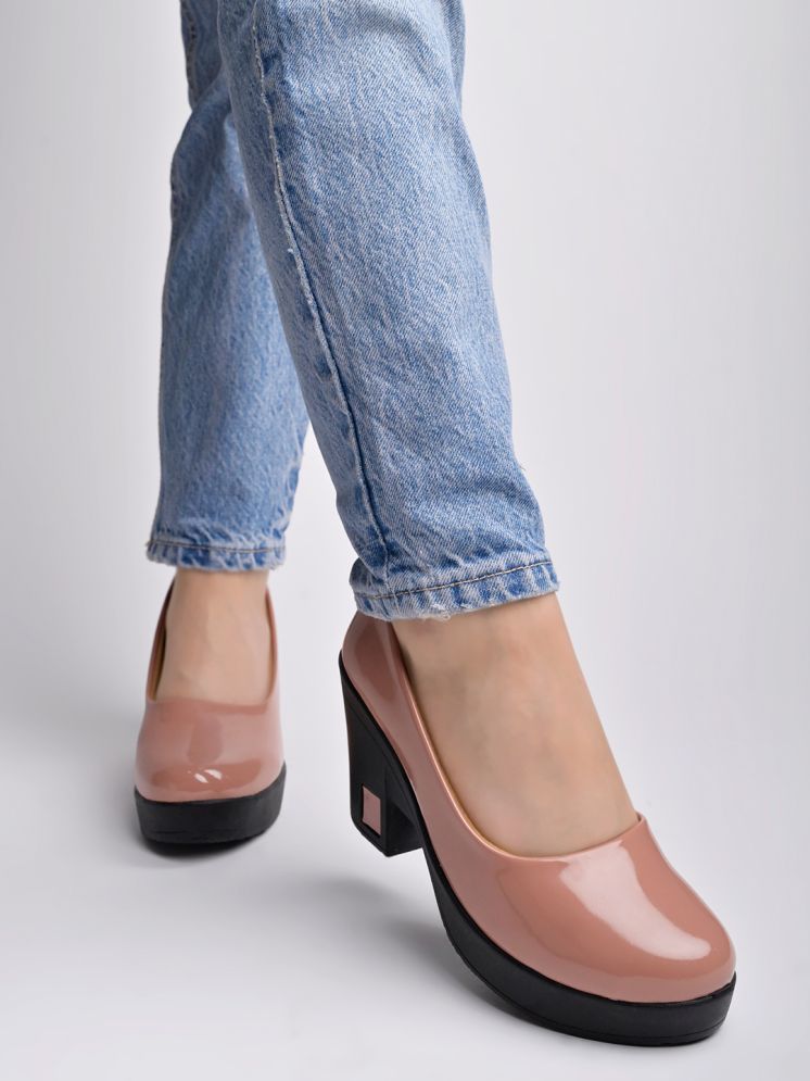     			Shoetopia Peach Women's Slip On Heels