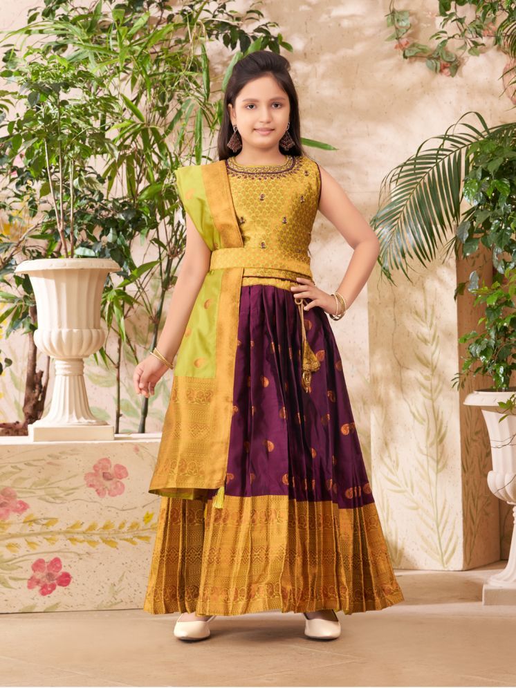     			Aarika Neon Green Brocade Girls Lehenga Choli Set ( Pack of 1 )