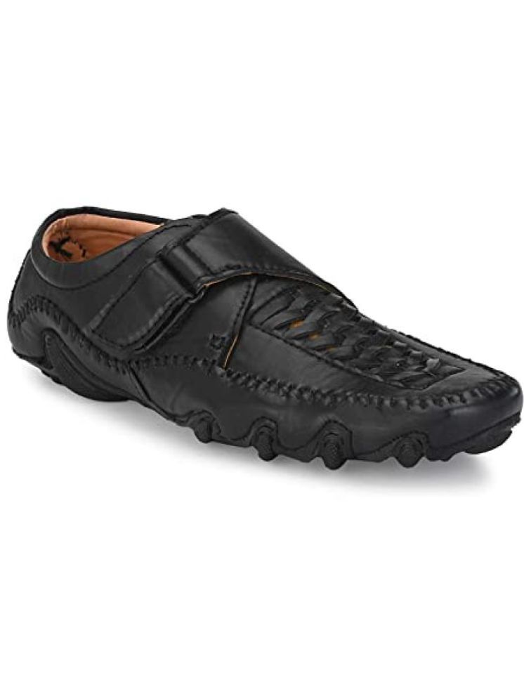     			Akiko Black Men's Mojaris