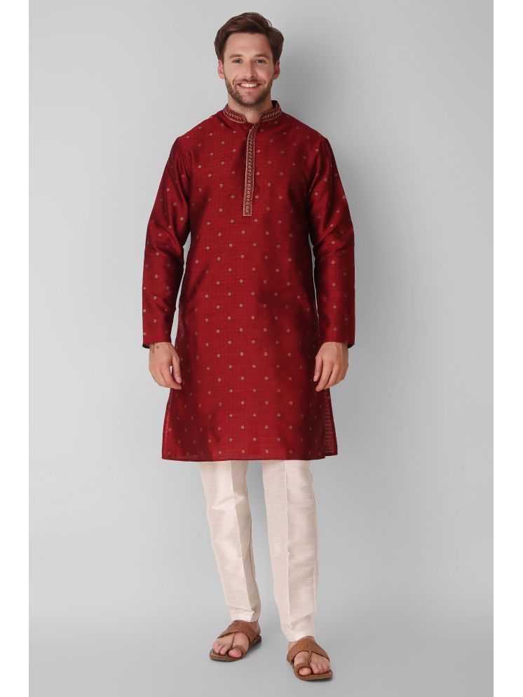     			koshin Maroon Silk Men's Regular Kurta ( Pack of 1 )