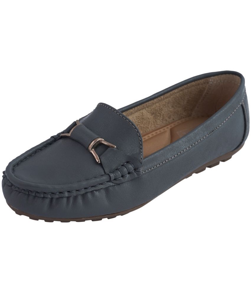     			Catbird Light Grey Women's Loafers