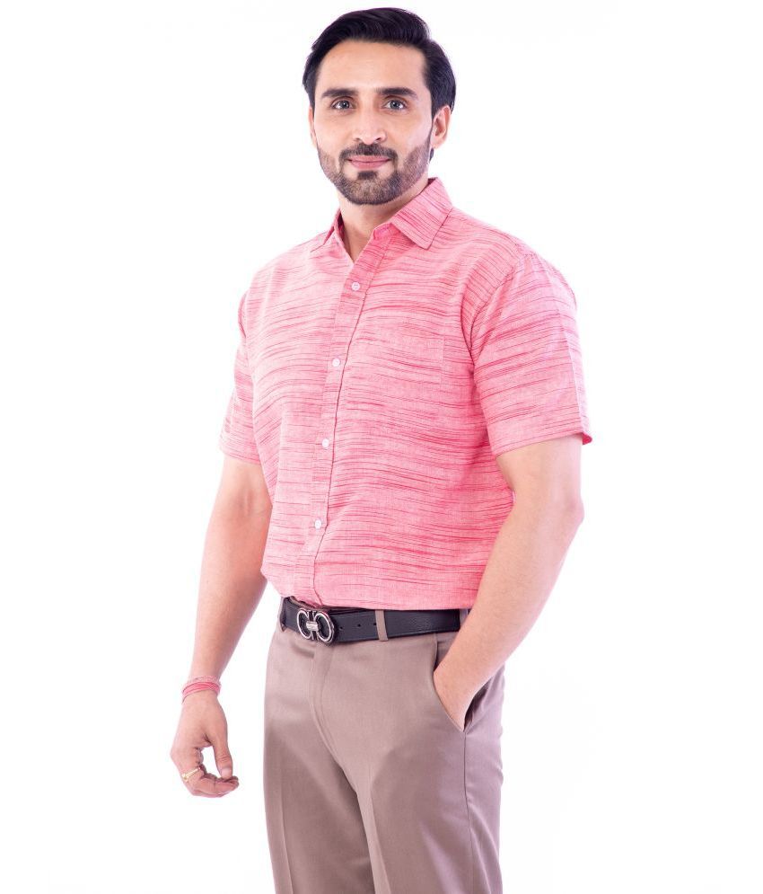     			DESHBANDHU DBK Cotton Blend Regular Fit Half Sleeves Men's Formal Shirt - Pink ( Pack of 1 )