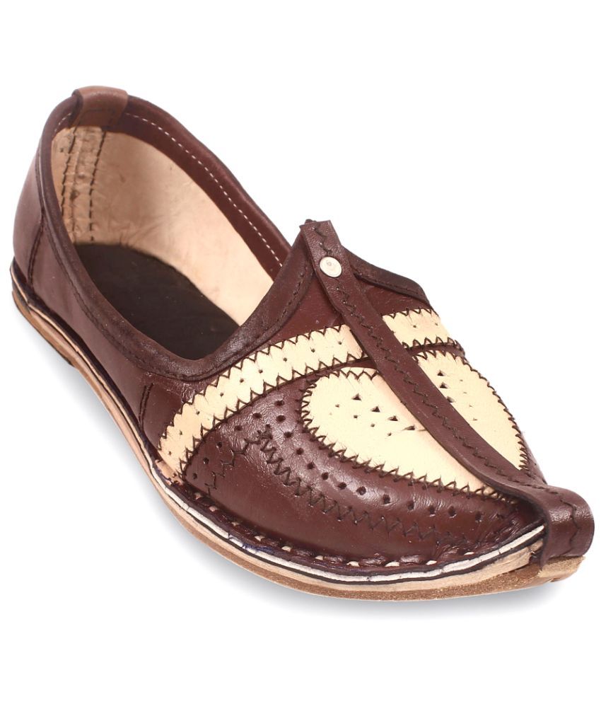     			rajeraj Brown Men's Jutti