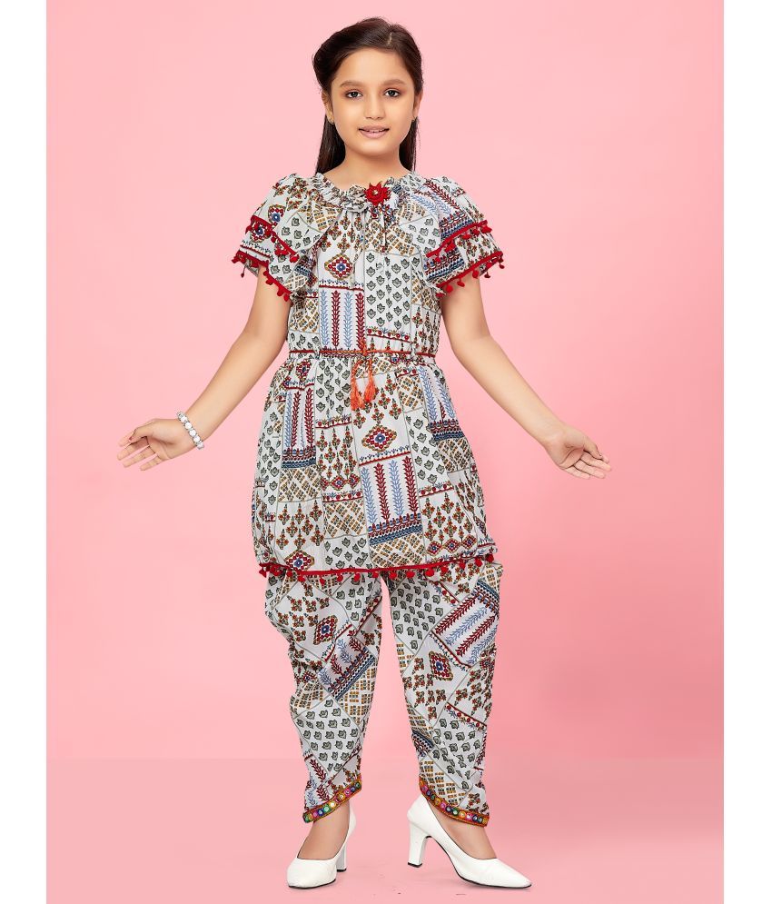     			Aarika Red Polyester Girls Patiala Kurta Set ( Pack of 1 )