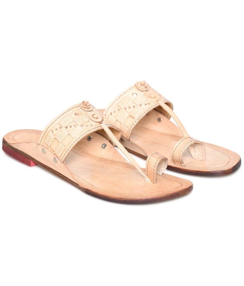     			STEPFOX Beige Men's Kolhapuris