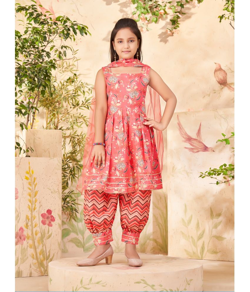     			Aarika Girls Cotton Blend Patiala Kurta Set ( Pack of 1 , Red )