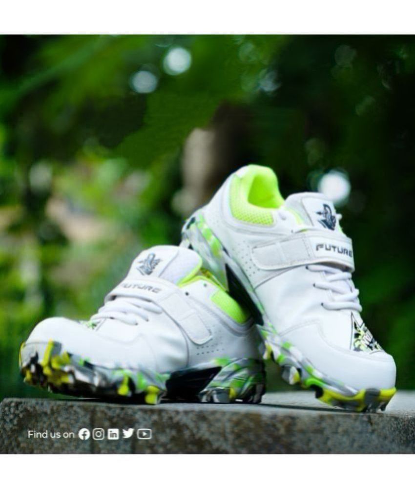     			Spartan Spartan Future White Cricket Shoes