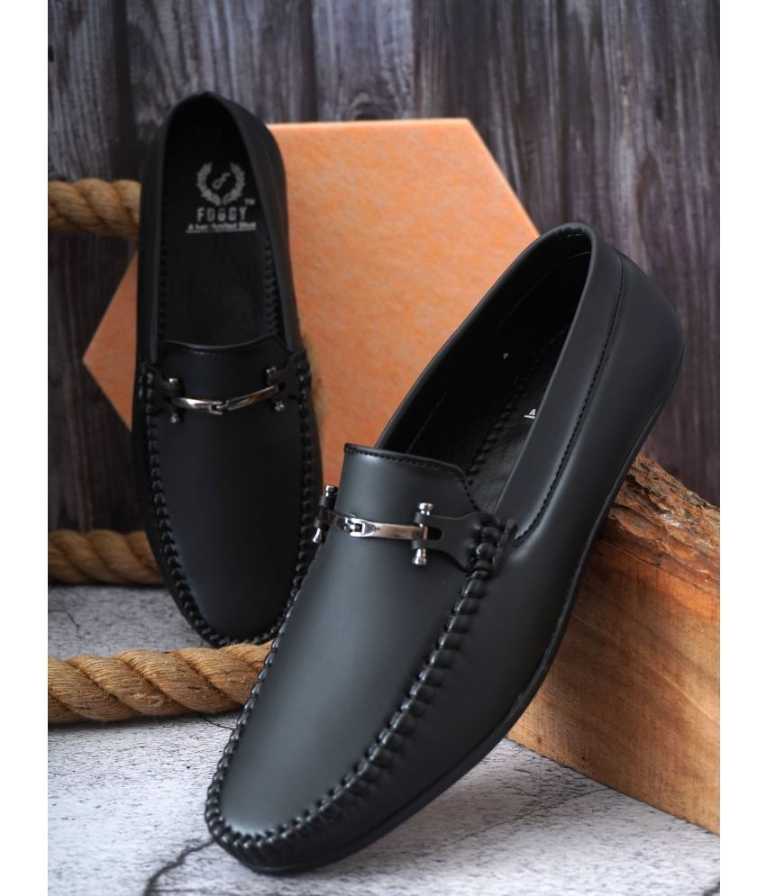     			FOGGY Black Men's Slip on