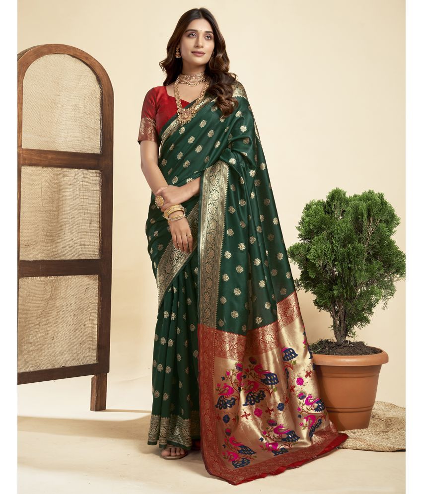     			Satrani Silk Blend Embellished Saree With Blouse Piece - Green ( Pack of 1 )