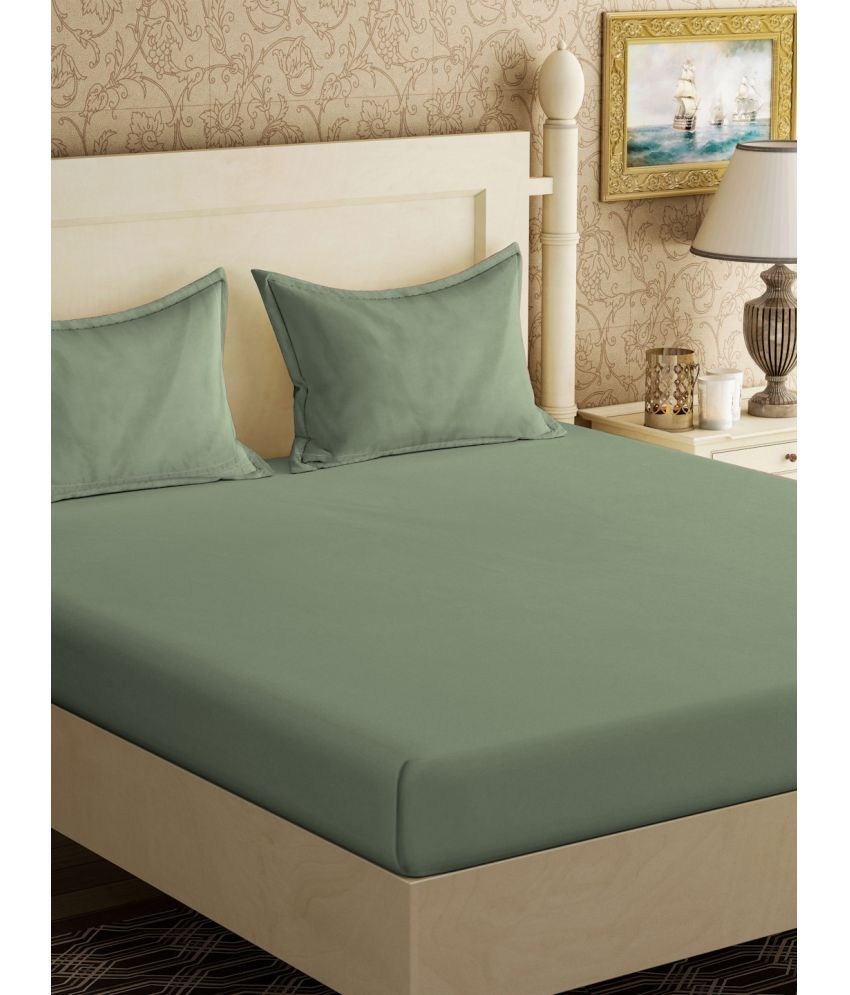     			Klotthe Poly Cotton Solid 1 Double Bedsheet with 2 Pillow Covers - Green