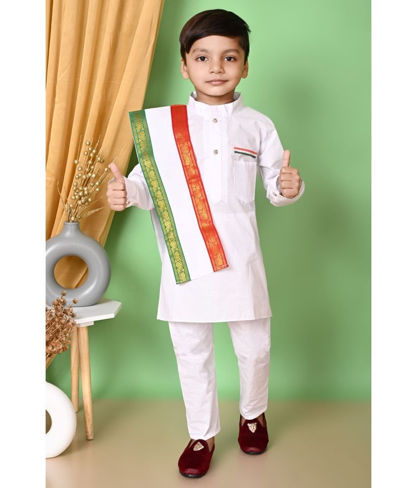     			New Collection White Cotton Blend Boys Kurta Sets ( Pack of 1 )