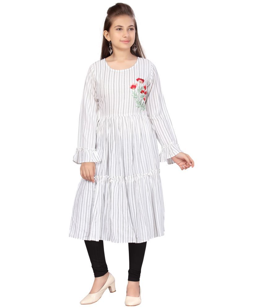     			Aarika Gray Cotton Girls Kurti ( Pack of 1 )