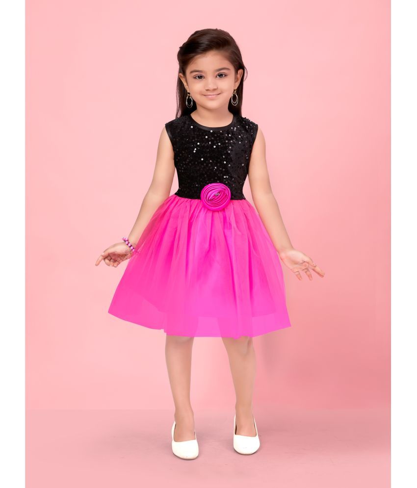     			Aarika Velvet Fit And Flare Dress For Girls ( Pack of 1 , Pink )