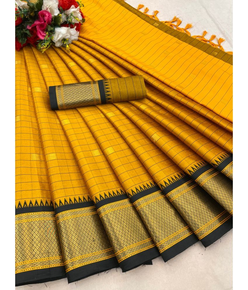     			KanjiQueen Cotton Silk Checks Saree With Blouse Piece - Gold ( Pack of 1 )