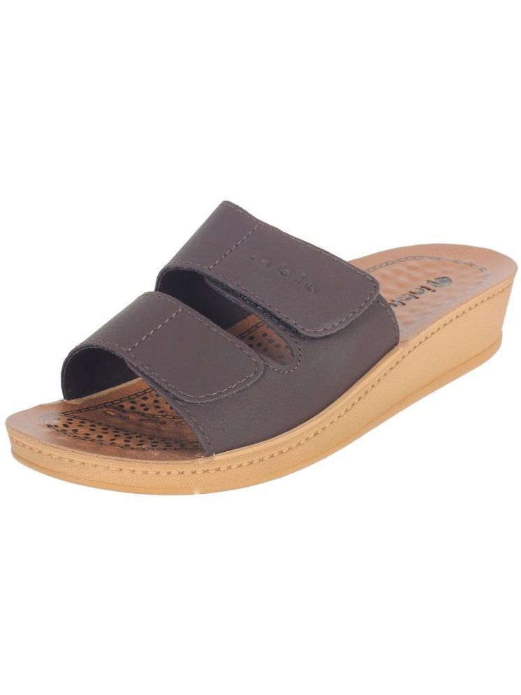     			Inblu Brown Women's Flats