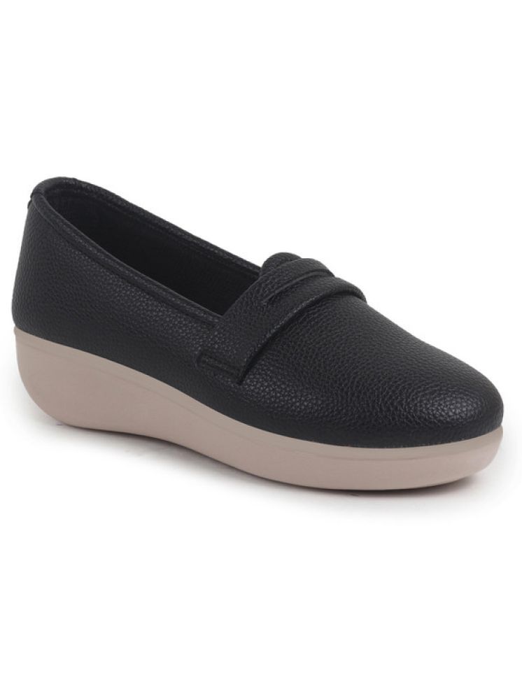     			Fausto Black Women's Loafers