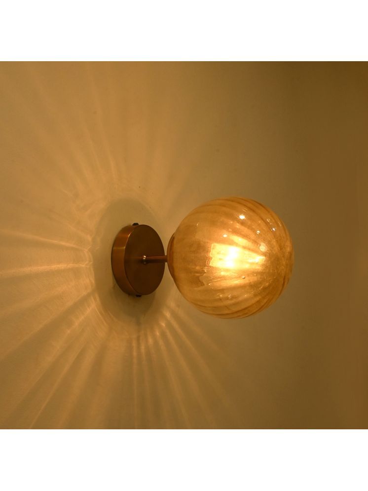     			Somil Gold Down Light Wall Lamp ( Pack of 1 )