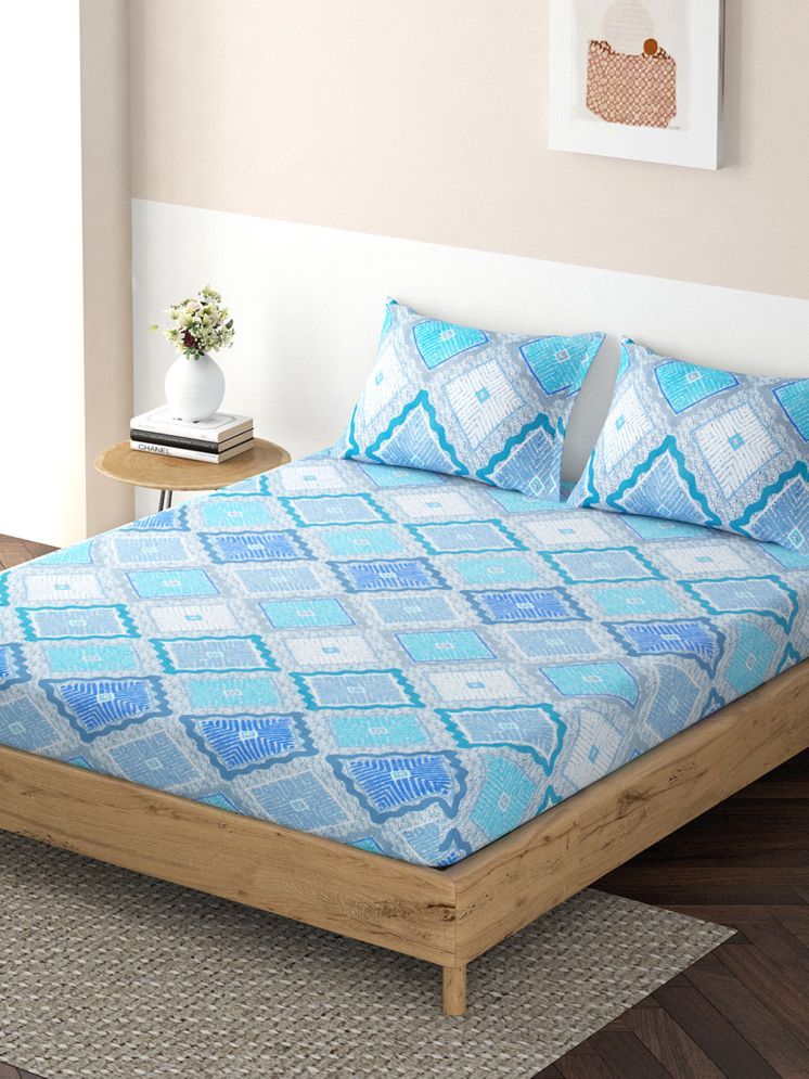     			HOKIPO Microfibre Abstract Fitted Fitted bedsheet with 2 Pillow Covers ( Double Bed ) - Light Blue