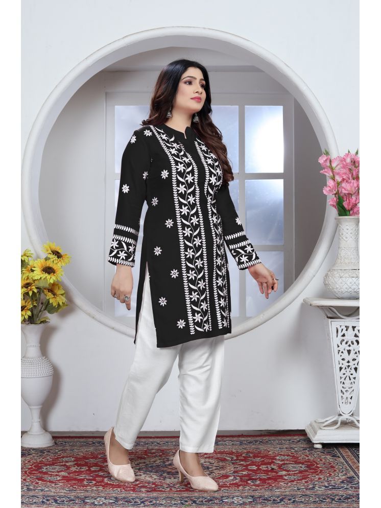     			Apnisha Rayon Embroidered Straight Women's Kurti - Black ( Pack of 1 )