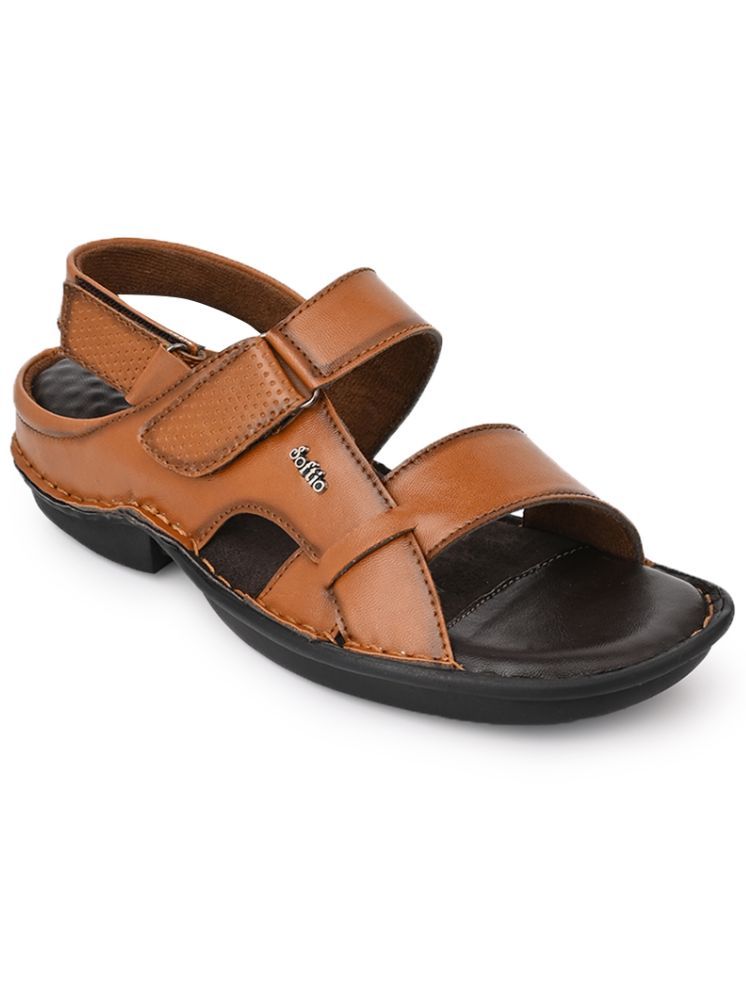     			softio - Tan Men's Sandals