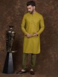 Deyann Green Cotton Regular Fit Men's Kurta Pyjama Set ( Pack of 1 )