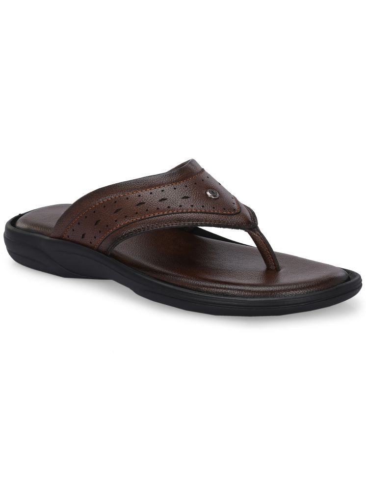     			Leeport Tan Men's Leather Slipper