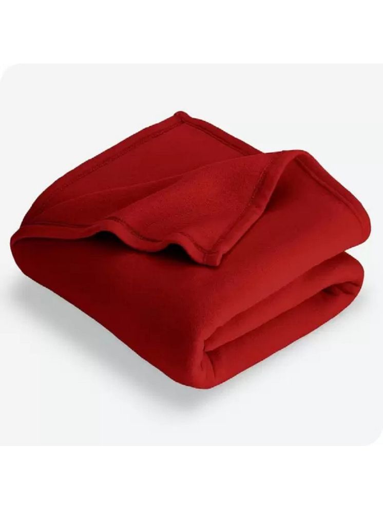     			HOME DELIGHT Fleece Solid Double Bed Blanket with 2 pillow cover ( 254 cm x 228 cm ) - Maroon ( Pack of 1 )