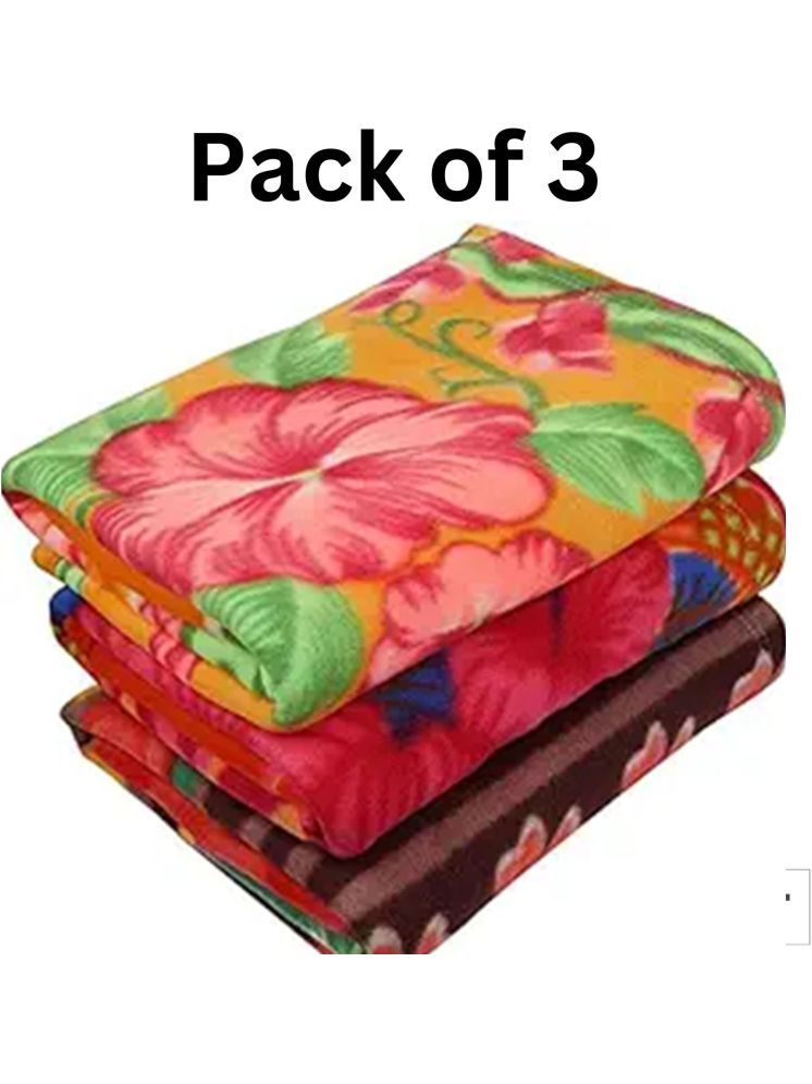     			FuzzyNest Microfiber Floral Single Bed Blanket ( 213 cm x 150 cm ) - Multicolor ( Pack of 3 )