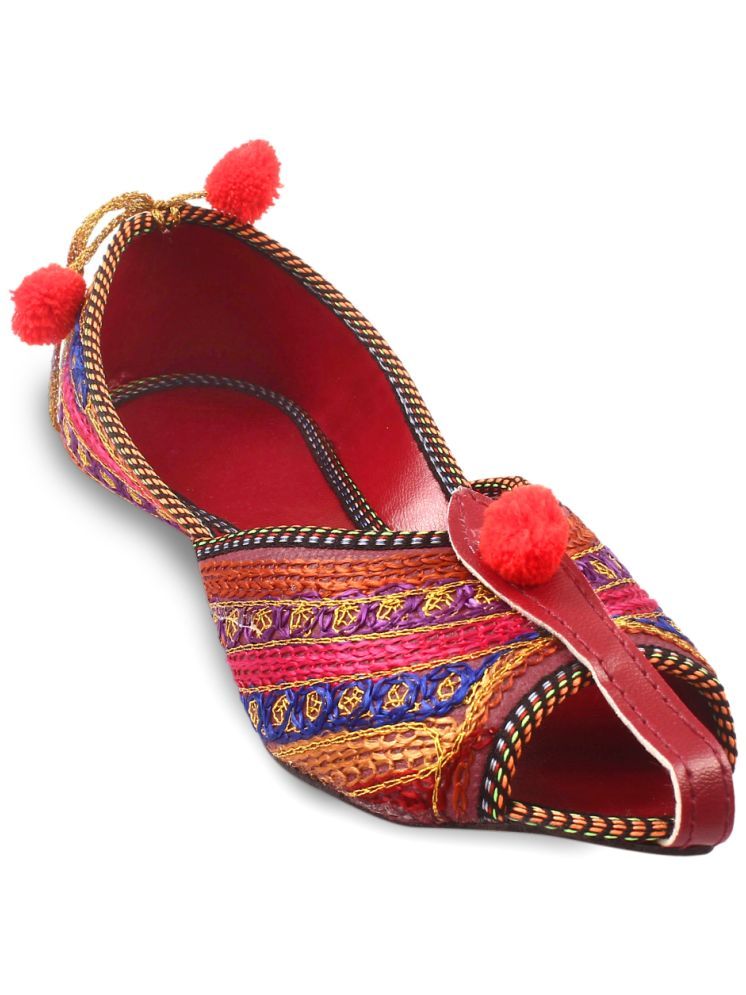     			Anjaneya Creations Multicolor Women's Mojaris