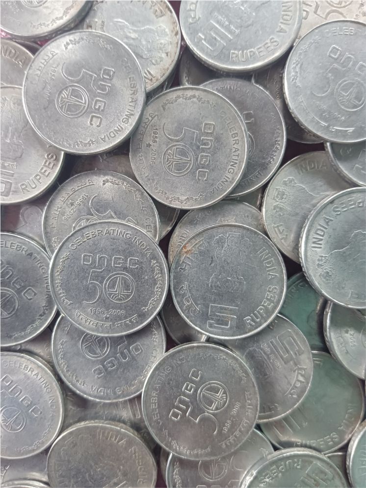     			5 RUPEES STEEL COMMEMORATIVE ONGC