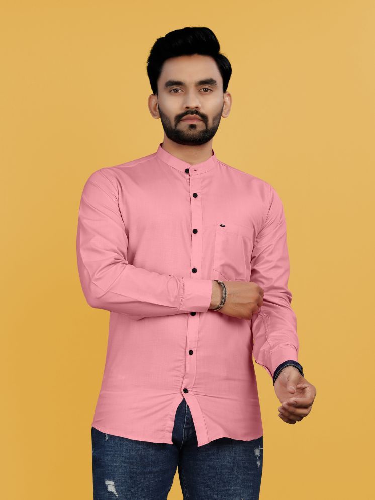     			Fashionfricks Cotton Blend Regular Fit Solids Full Sleeves Men's Casual Shirt - Pink ( Pack of 1 )