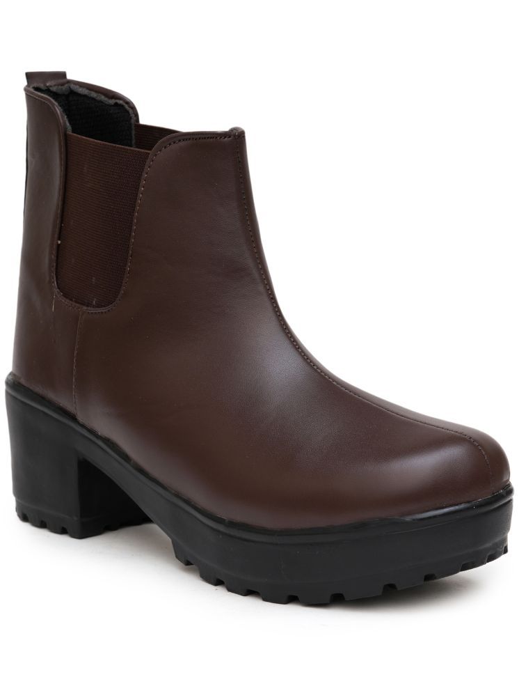     			PLANET WALK Brown Women's Ankle Length Boots