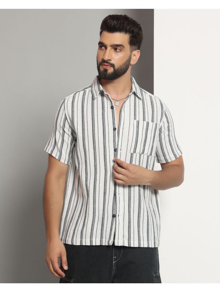     			Chimpaaanzee Cotton Blend Regular Fit Striped Half Sleeves Men's Casual Shirt - White ( Pack of 1 )