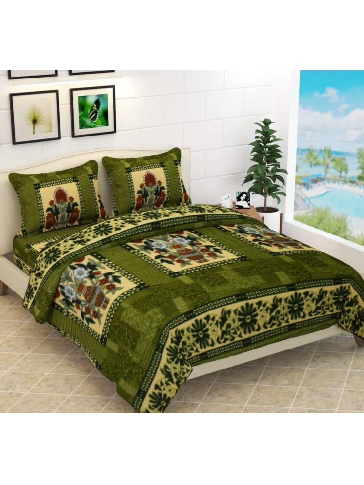     			HOME DELIGHT Fleece Floral 1 Double with 2 Pillow Covers - Green